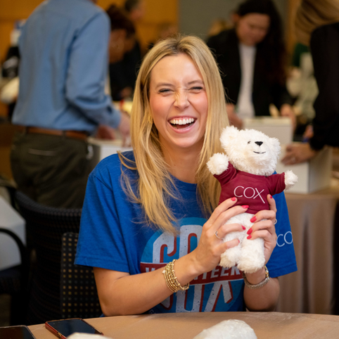 Cox employee volunteering with United Way